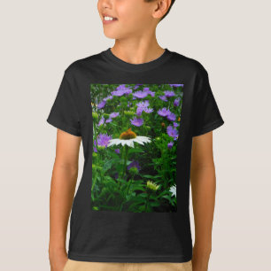 T-shirt Fleur de cône blanc, fleurs pourpres et papillon