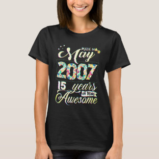 T-shirt Fleurs pour les 15 ans pour femmes nées en mai 200