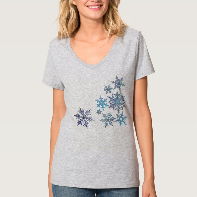 T-shirt Flocons de neige, regard brodé, peinture numérique (Devant)