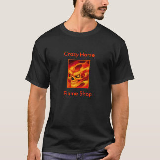 T-shirt fou de magasin de flamme de cheval
