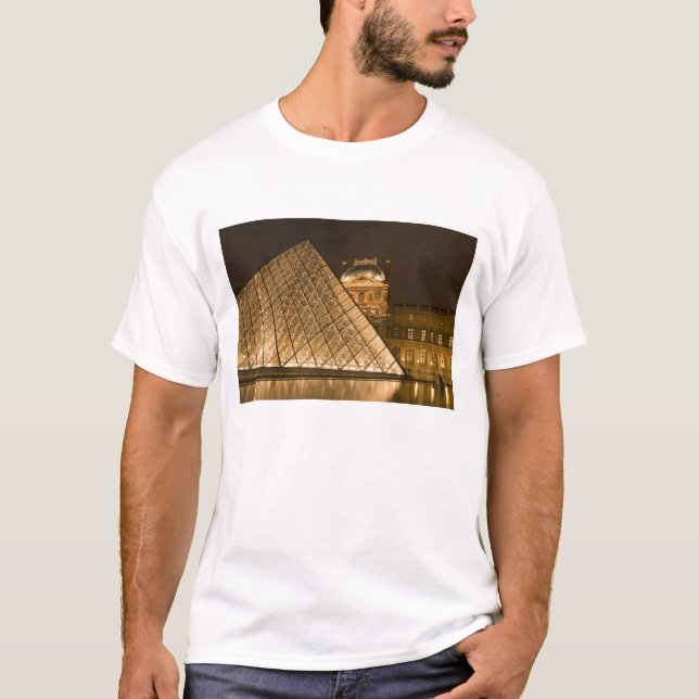 T-shirt France, Paris. Le Louvre au crépuscule. Crédit 2 (Devant)