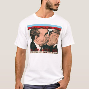 T-SHIRT FRATERNEL KISS
