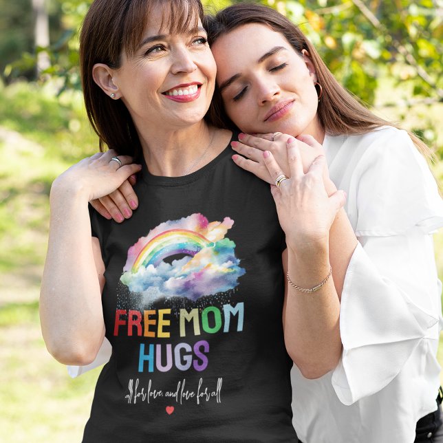T-shirt Free Mom Hugs LGBTQ Pride Rainbow (Créateur téléchargé)