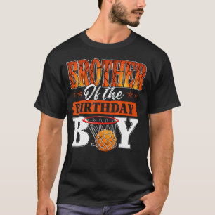 T-shirt Frère de basketball de la famille du garçon fêté
