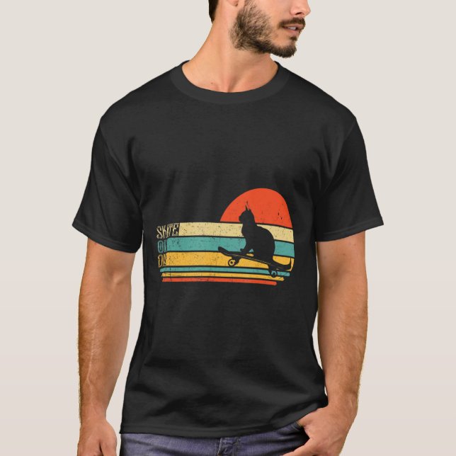 T-shirt Funny Cat On Skateboard Retro Skateboarder  (Devant)
