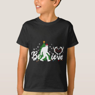 T-shirt Funny Christmas Bigfoot Believe Bigfoot avec Père 