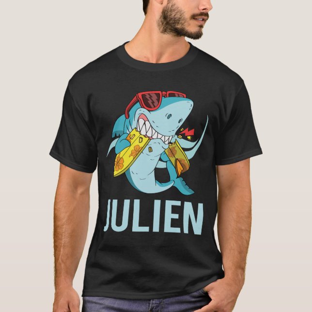 T-shirt Funny Shark - Nom Julien (Devant)