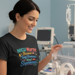 T-Shirt für Superheldinnen der NICU-Pflege für Fra
