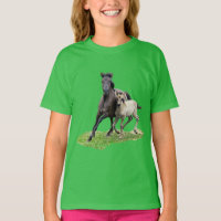 Galop mignon de poulain de Dulmen de jument