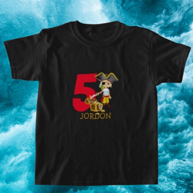 T-shirt Garçon de pirate mignon enfant (Dress your little adventurer in our cute pirate boy t-shirt,)
