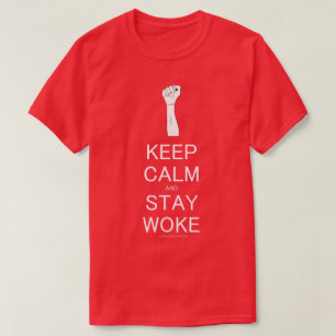 T-shirt Gardez le calme et le séjour s'est réveillé