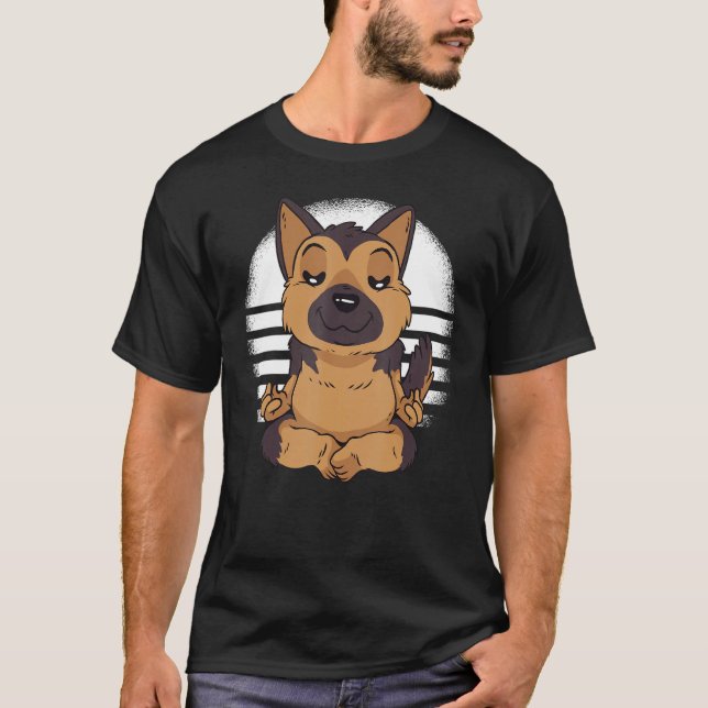T-shirt German Shepherd yoga meditation meditate Funny dog (Devant)