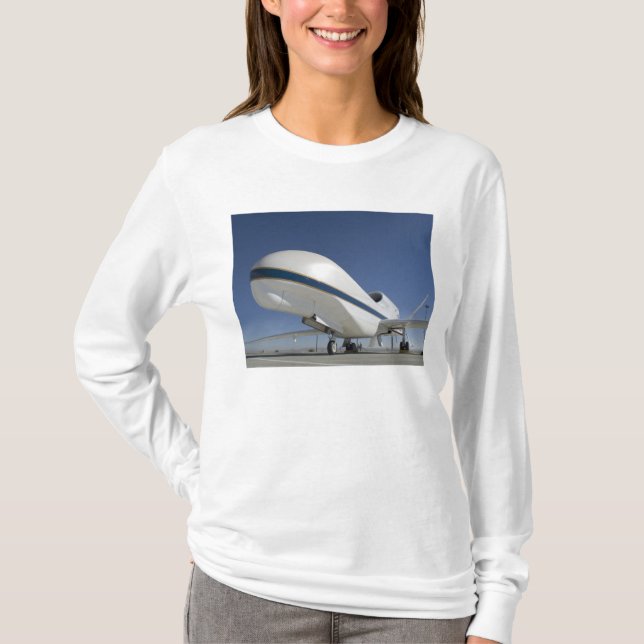 T-shirt Global Hawk avion sans pilote 2 (Devant)