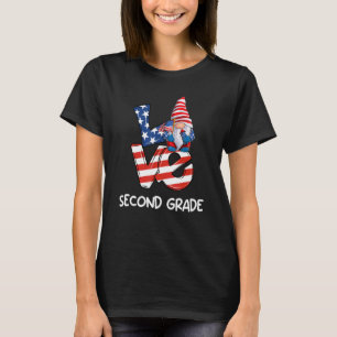 T-shirt Gnome d'amour de deuxième année 4 juillet enseigna