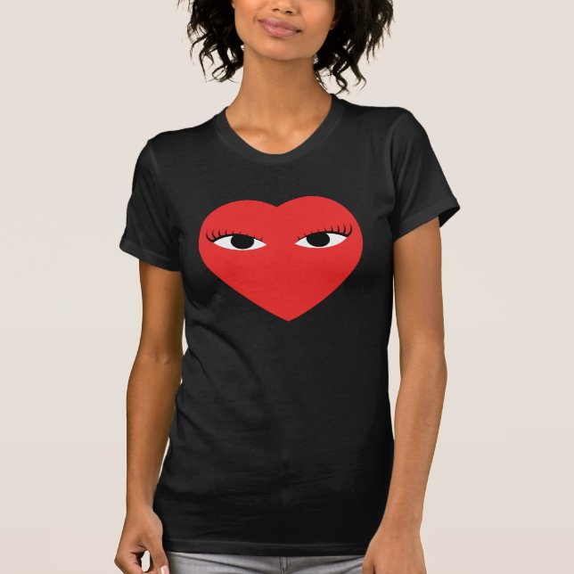 T-shirt Grand Coeur rouge mignon avec yeux T Chemise (Devant)