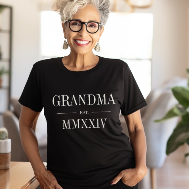 T-shirt Grand-mère Année du chiffre romain (Créateur téléchargé)