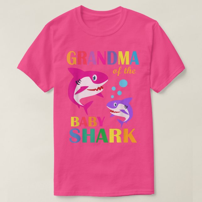 T-shirt Grand-mère du bébé requin d'anniversaire grand-mèr (Design devant)