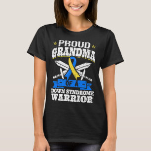 T-shirt Grand-mère d'un syndrome de Down Le guerrier de la