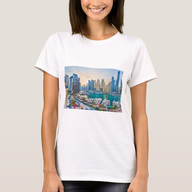 T-shirt gratte-ciel moderne de Dubaï Corniche (Devant)