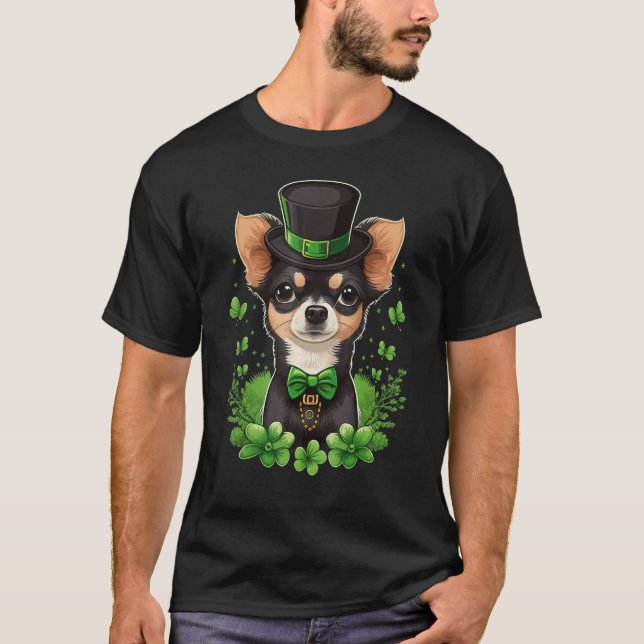 T-shirt Green Chihuahua shamrock on St Patricks Day Chihua (Devant)