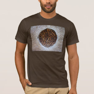 T-shirt Grille ronde de rouille