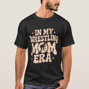 T-shirt Groovy à l'ère de la lutteuse de maman Arts martia