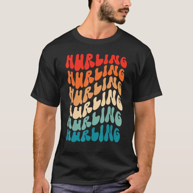 T-shirt Groovy Irish Hurling Gaelic Game Retro 70s Hippie  (Devant)