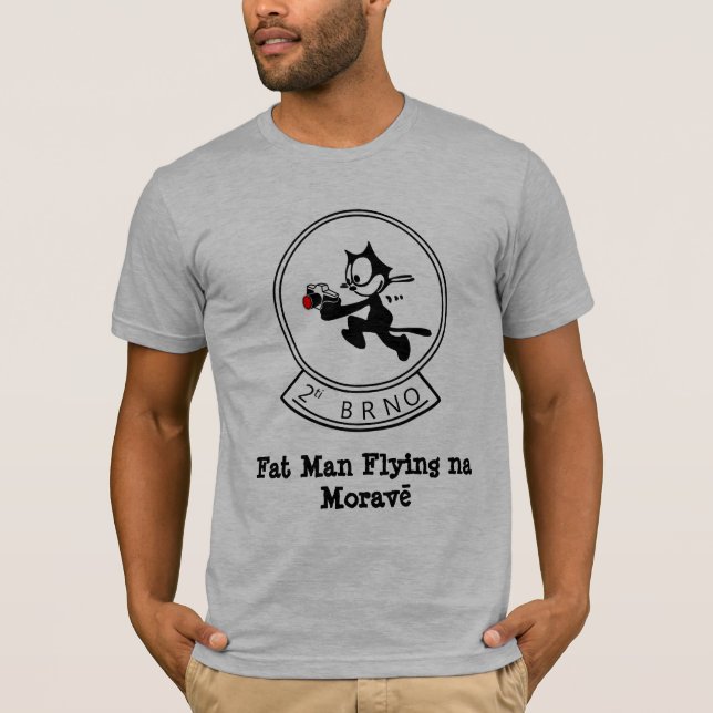 T-shirt Gros homme pilotant Na Morave (Devant)