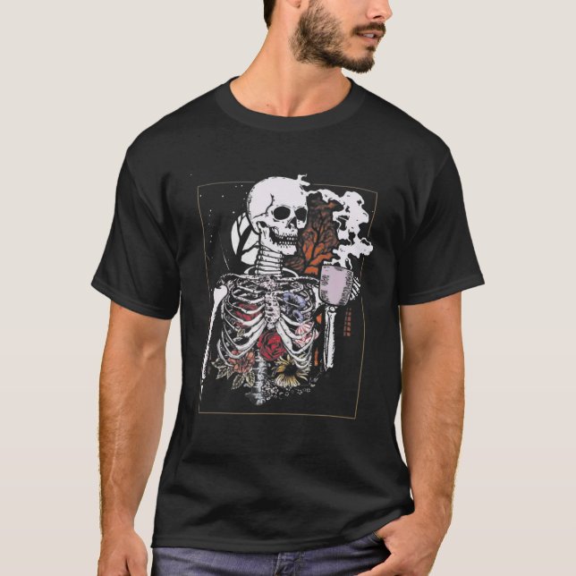 T-shirt Halloween 2022 Café Boire Squelette Crâne Vint (Devant)