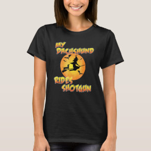 T-shirt Halloween chien - My Dachshund Rides Shotgun