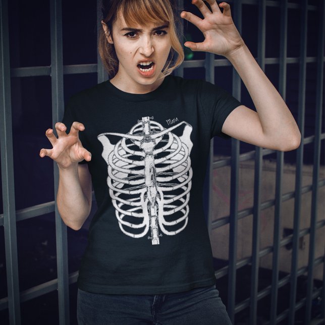 T-shirt Halloween éffrayant noir et blanc squelette (Halloween Black and white skeleton t shirt. )