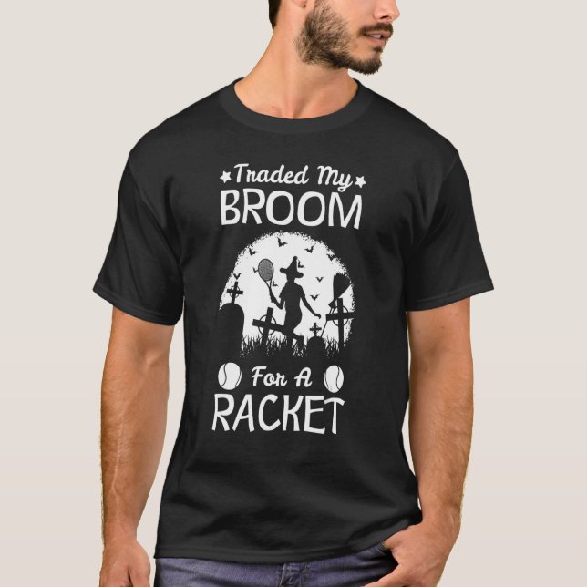 T-shirt Halloween Sorcière Jouer Tennis Sport Broom Traded (Devant)