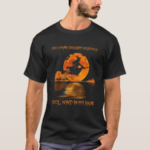T-shirt Halloween Sur Un Cool De Route Sombre Dans Mon