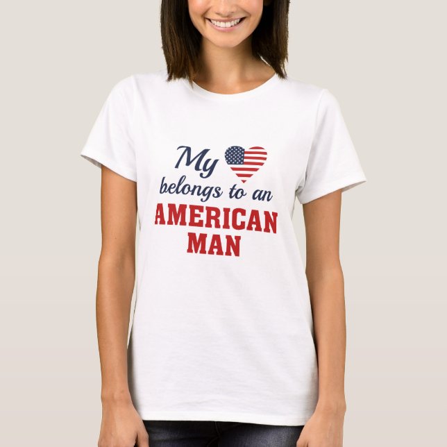 T-shirt Heart Belongs américain (Devant)