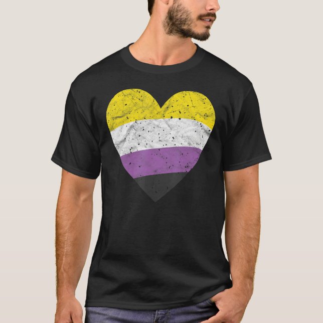 T-shirt Heart with Non Binary Flag   Nonbinary Pride Month (Devant)