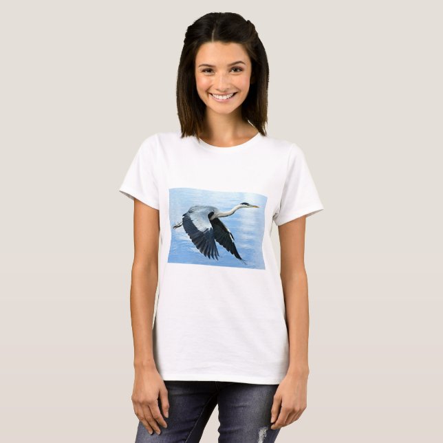T-shirt Héron bleu en vol au-dessus de l'eau (Devant entier)