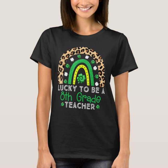 T-shirt Heureux d'être un enseignant de 8e année Rainbow S (Devant)
