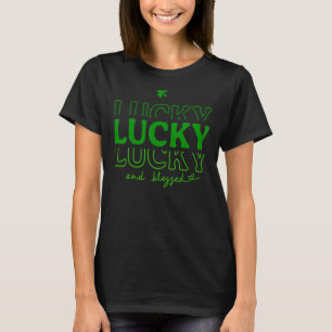 T-shirt Heureux Et Heureux Shamrocks Irlandais Clover St P