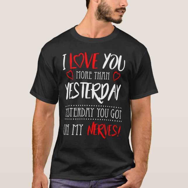 T-shirt Homme Avec Peine De Saint Valentin. (Devant)