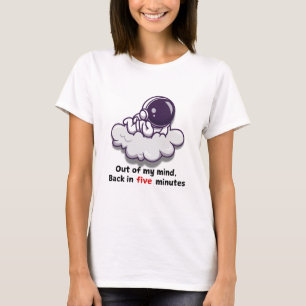 T-shirt hors de l'esprit