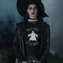 T-shirt Humour d'Halloween. Holey Sheet C'est un f