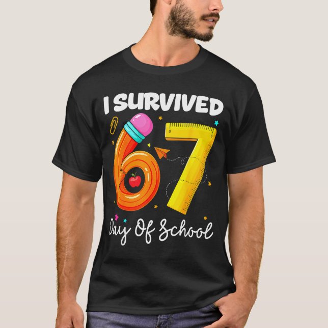 T-shirt I Survived 67 Days Of School Funny Meme Teacher St (Devant)