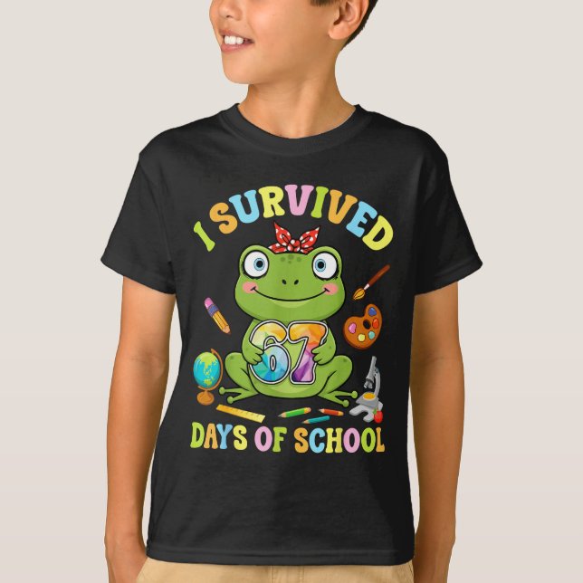 T-shirt I Survived Six Seven Days Of School Cute Frog Stud (Devant)