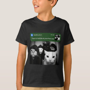 T-shirt Il y a un mouvement à la porte d'entrée chat drôle