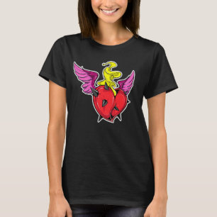 T-shirt Illustration de cœur enflammé avec des ailes
