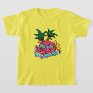 T-shirt Illustration of cars, bees and butterflies.