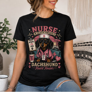 T-shirt Infirmière mignonne teckel – Patients Fur Ever Drô