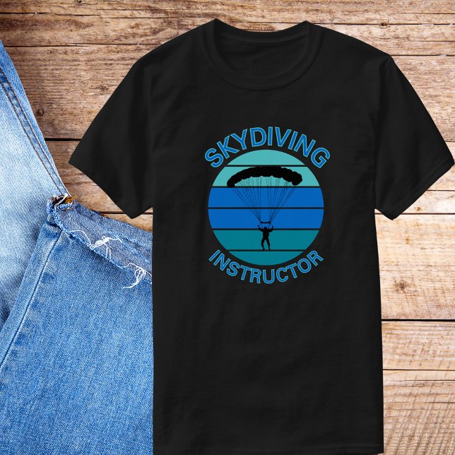 T-shirt Instructeur de Skydiving Thrill Seeker (Créateur téléchargé)
