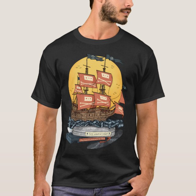 T-shirt Internet gratuit. Navire pirate. (Devant)