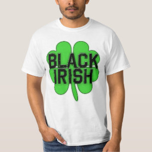 T-shirt Irlandais de noir avec le grand shamrock pour le